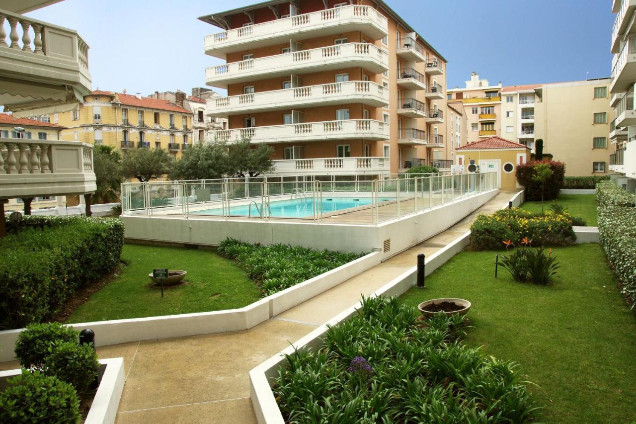 Domes Seaside Residence Piscine, Free Parking, Airport Tramway Ницца Экстерьер фото